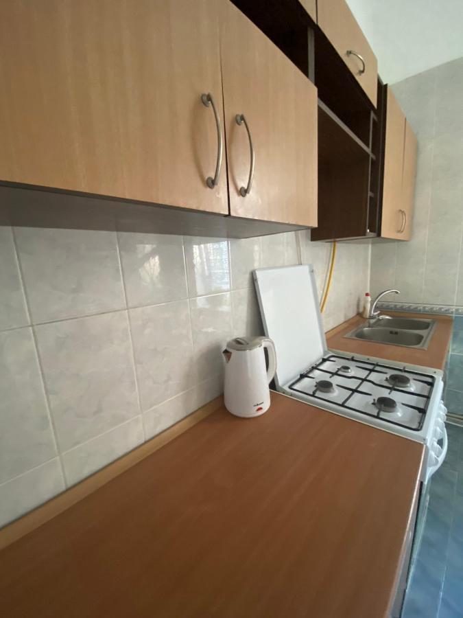 2 Bedroom Apartment On Tomashivskogo Street 7 Lviv Eksteriør billede