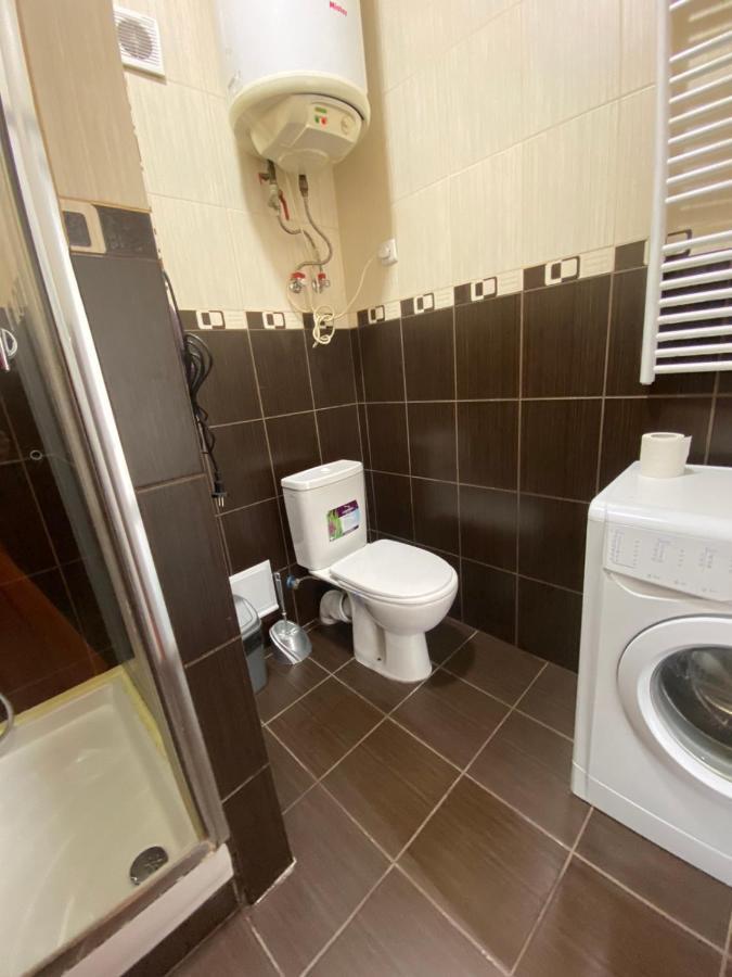 2 Bedroom Apartment On Tomashivskogo Street 7 Lviv Eksteriør billede